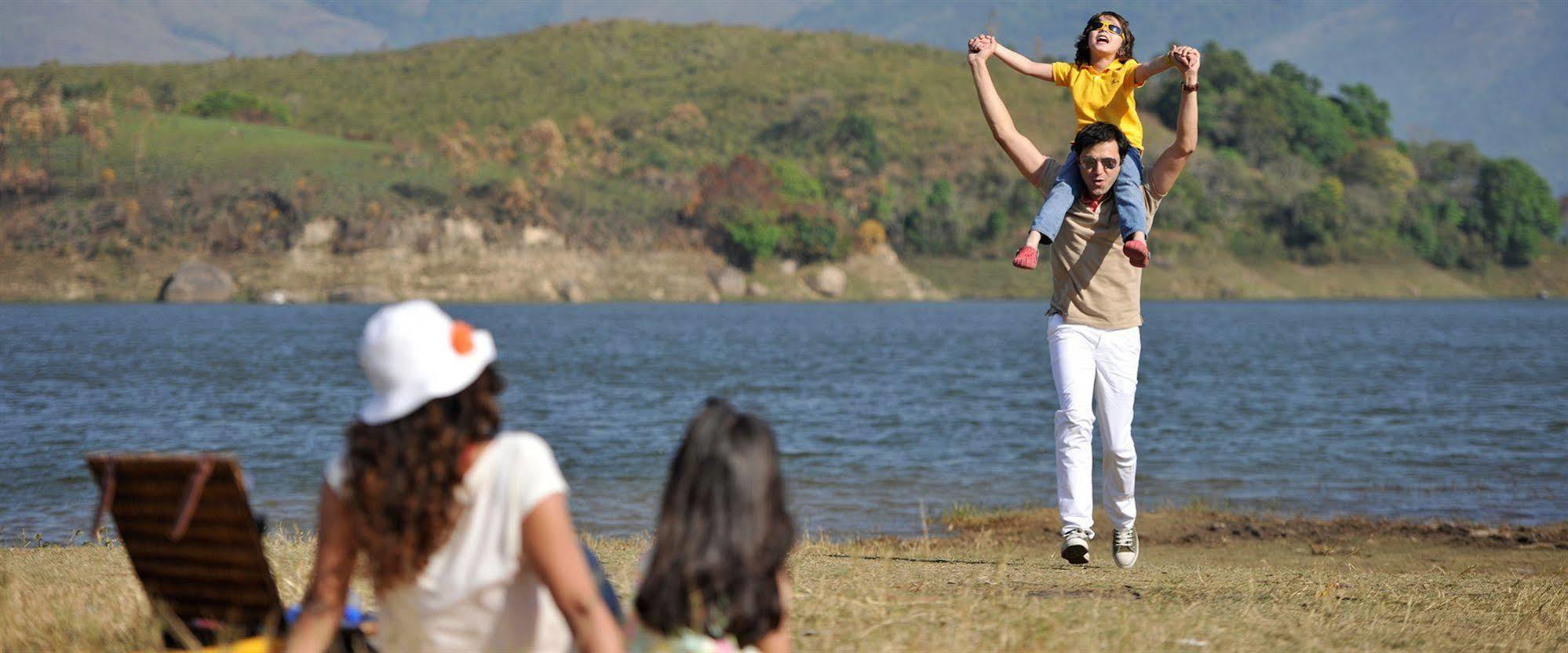 Hotel Club Mahindra Munnar Chinnakanal Exteriér fotografie